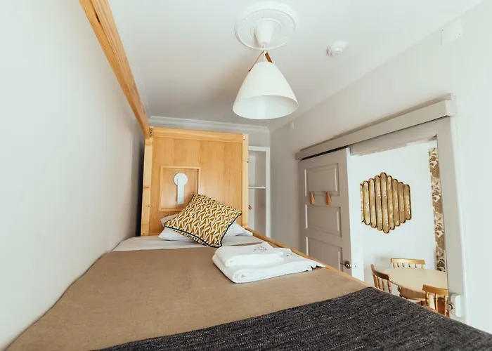 Bordallo's Prime Калдаш-да-Раинья